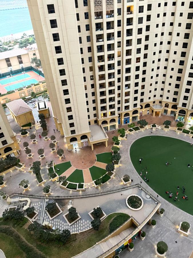 Usmans 1 Bedroom 4 Beds Jbr Huge Sea View 120 Sqm 2 Balconies Dubái Exterior foto